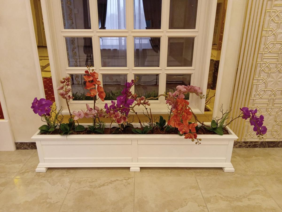 Grand Holiday Hall Pavlodar Dış mekan fotoğraf